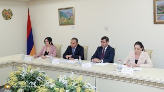 Председатель Следственного комитета Артур Погосян принял руководителя офиса СЕ в Армении